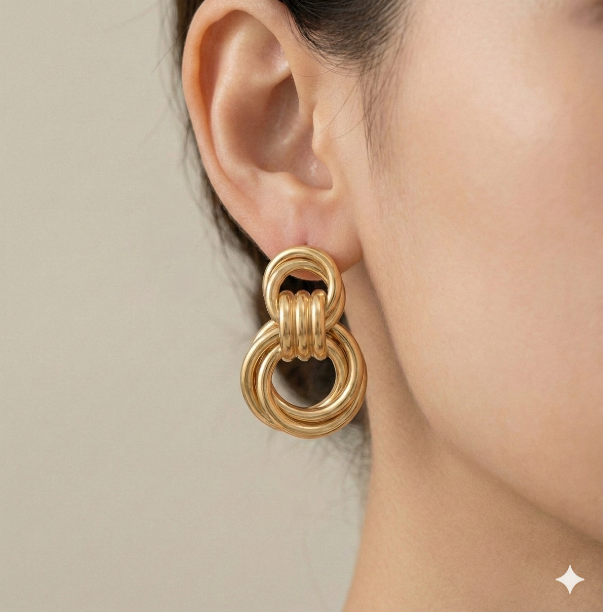 Boucles d'oreilles cercle torsadé plaqué or – Style bohème contemporain